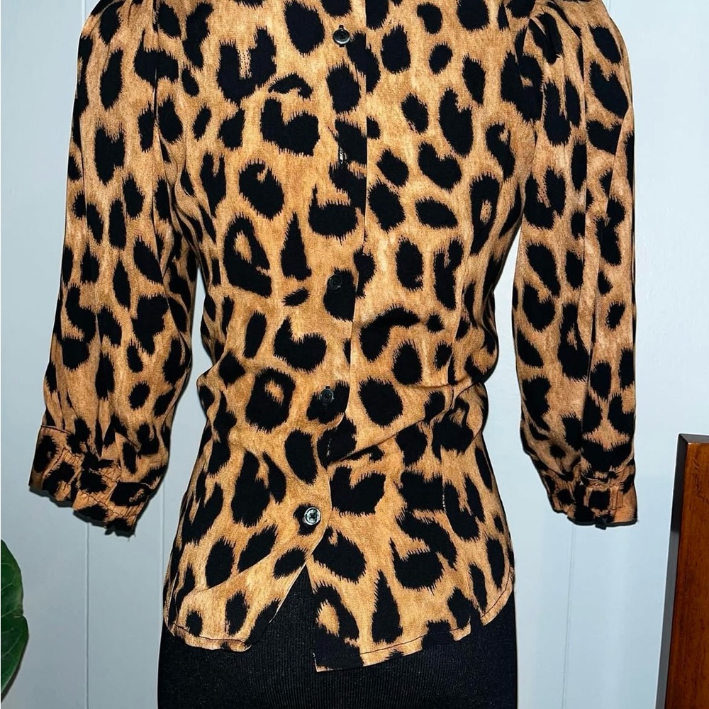 Leopard print top - Picture 2 of 3